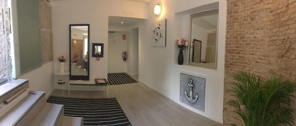 A And Z Juan De Mena (adults Only) Hotel